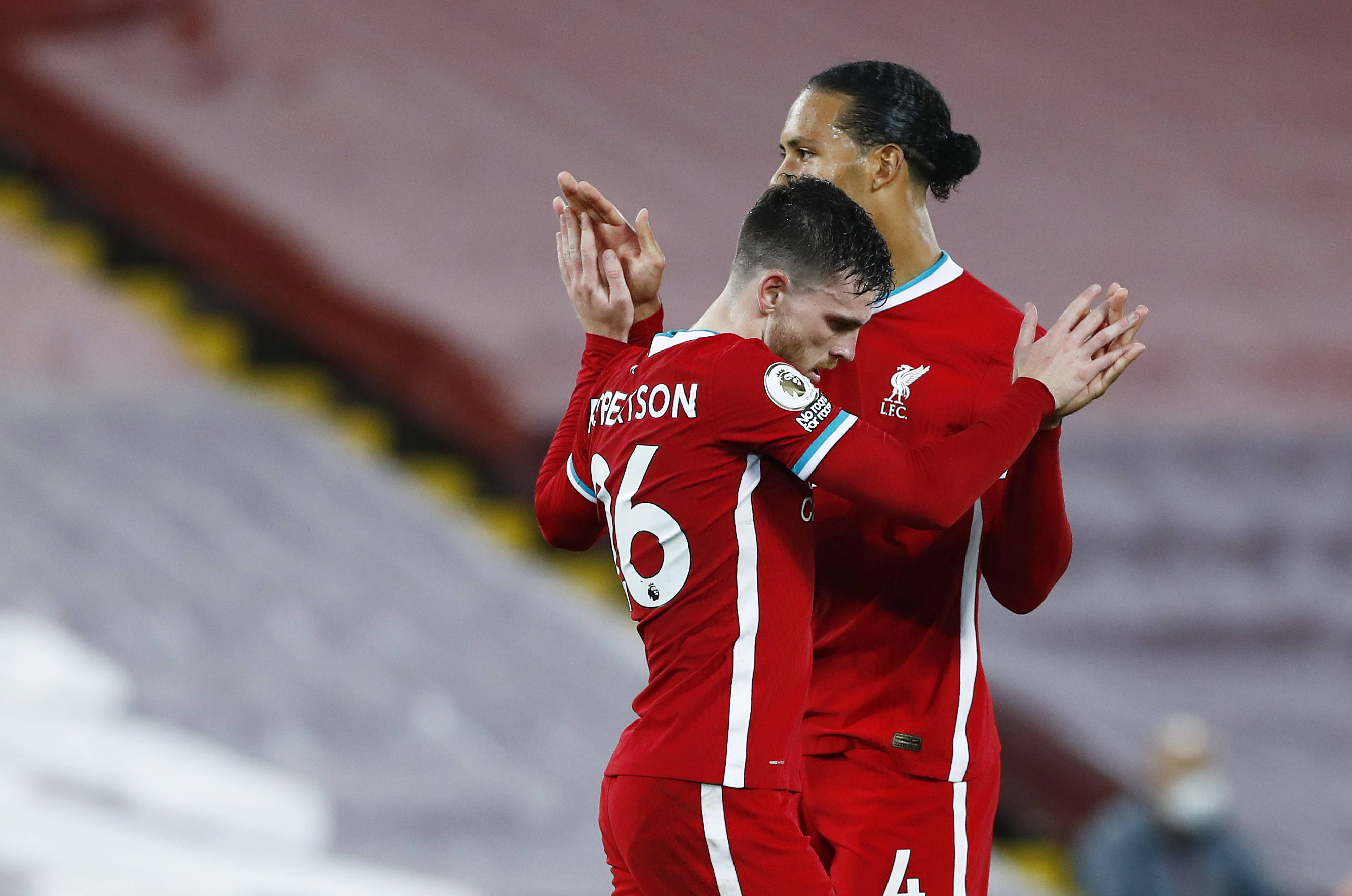 市政厅的降 市政厅的降