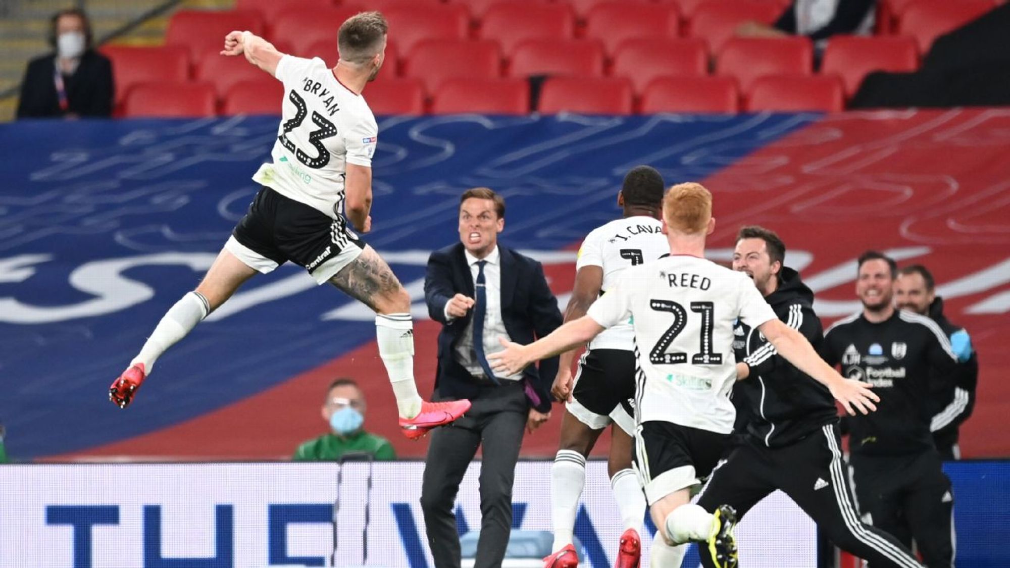 但他在比赛 但他在比赛